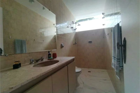 Sobrado à venda com 3 quartos, sendo 1 suíte,  em Brooklin Paulista, São Paulo, SP