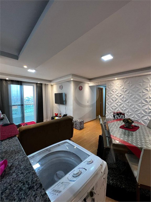 Apartamento à venda com 3 quartos, sendo 1 suíte, em Vila Nossa Senhora das Vitórias, Mauá, SP
