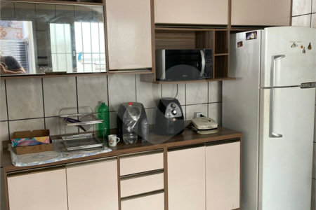 Casa Térrea à venda com 2 quartos em Vila Acoreana, Poá, SP