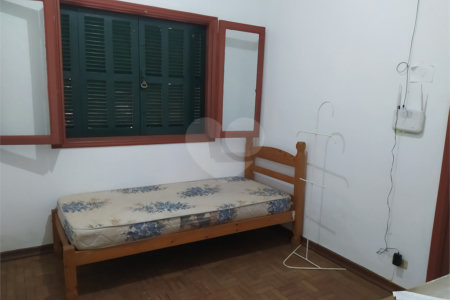 Chácara à venda com 5 quartos, sendo 1 suíte, no Centro (mailasqui), São Roque, SP