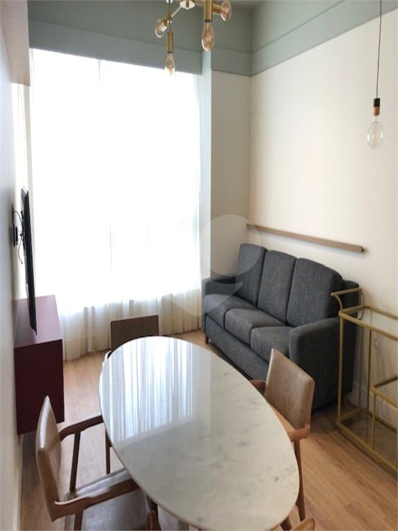 Flat à venda com 1 suíte em Santana, São Paulo, SP
