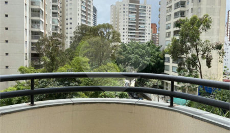 Apartamento à venda com 3 suítes em Vila Andrade, São Paulo, SP