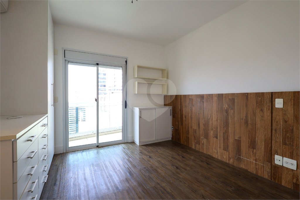 Apartamento à venda com 3 quartos, sendo 2 suítes, em Brooklin, São Paulo, SP