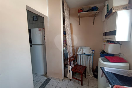 Casa à venda com 3 quartos em Vila Reis, Itapetininga, SP