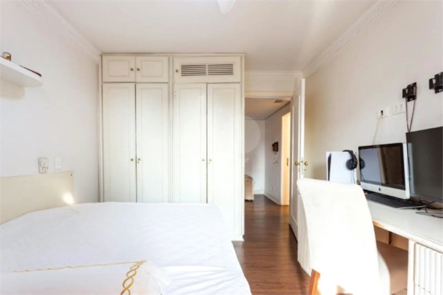 Apartamento à venda com 4 suítes em Alto de Pinheiros, São Paulo, SP