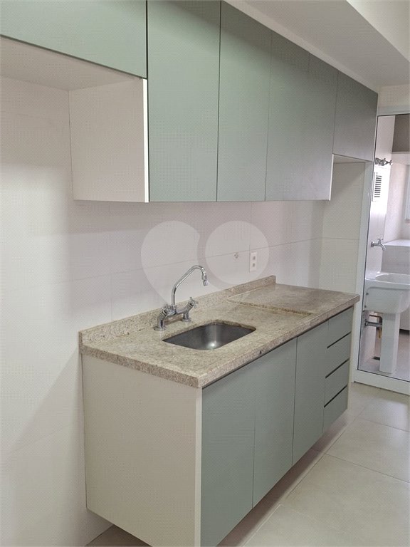 Apartamento à venda com 3 suítes em Vila Anastácio, São Paulo, SP