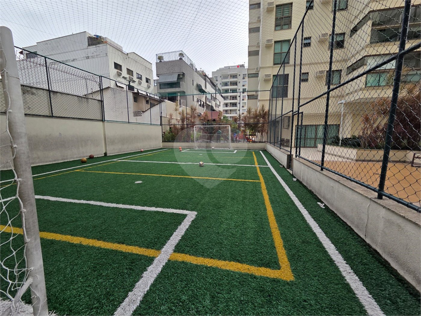 Cobertura à venda ou para alugar com 4 quartos, sendo 1 suíte,  em Tijuca, Rio de Janeiro, RJ