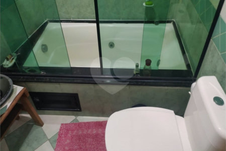 Sobrado à venda com 3 quartos, sendo 1 suíte, em Santa Teresinha, São Paulo, SP