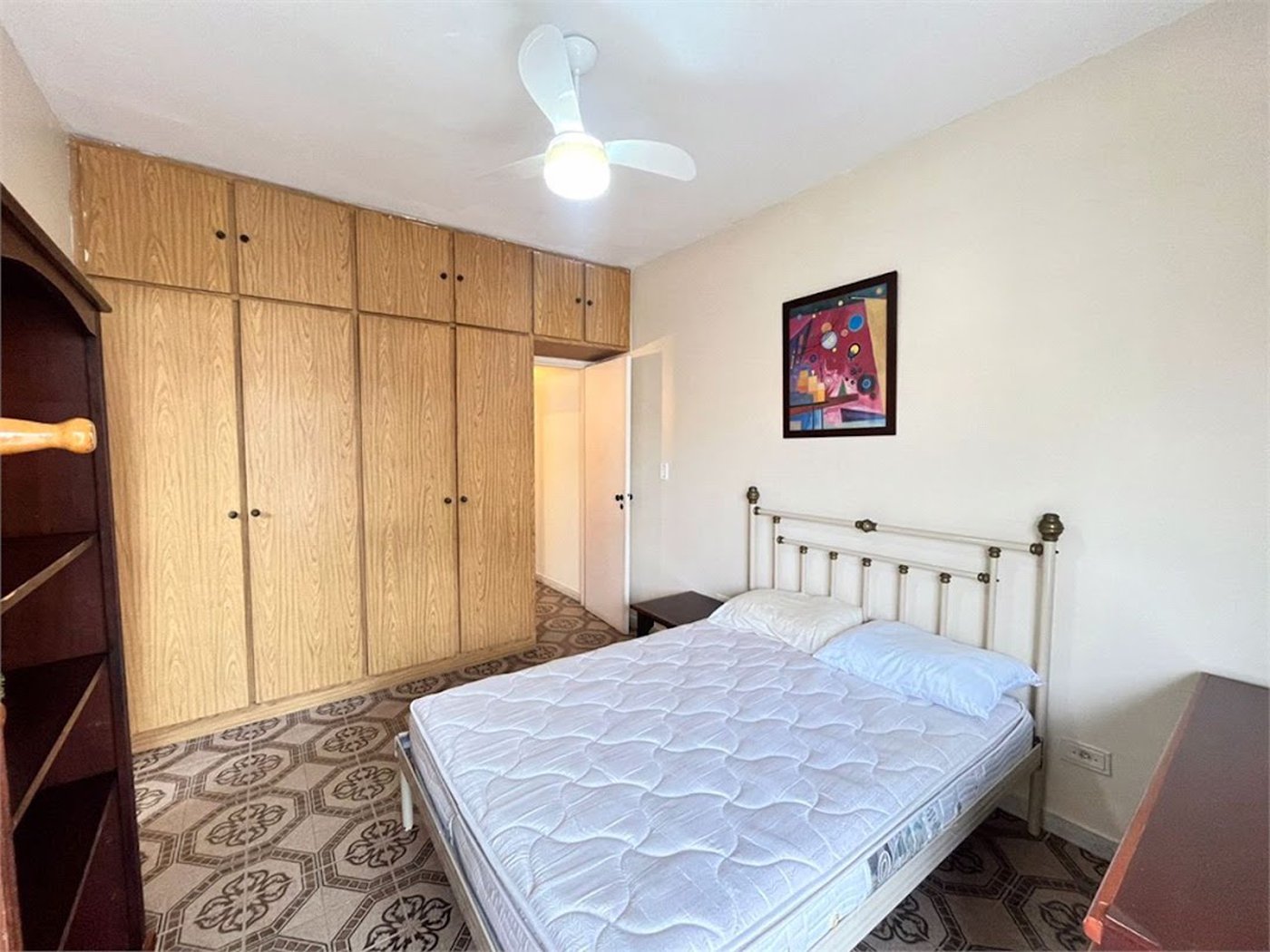 Apartamento Residencial à venda, Enseada, Guarujá - AP0481.