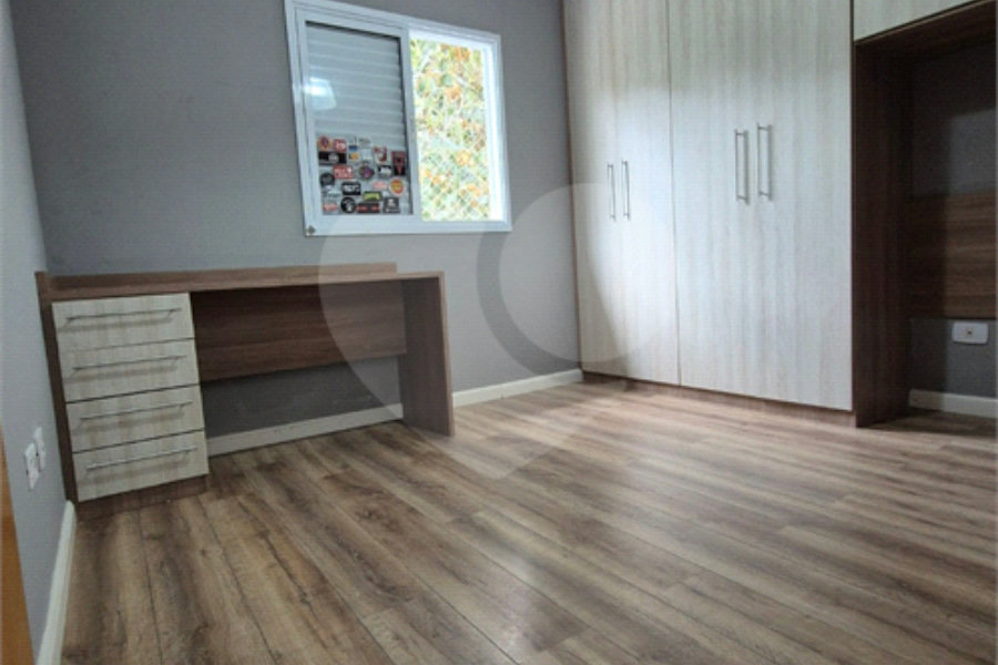 Sobrado à venda com 3 quartos, sendo 1 suíte, em Horto, São Paulo, SP