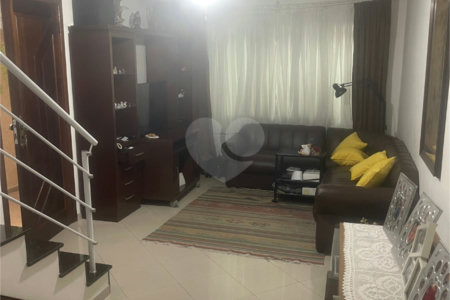 Sobrado à venda com 3 quartos em Vila Nova Alba, São Paulo, SP