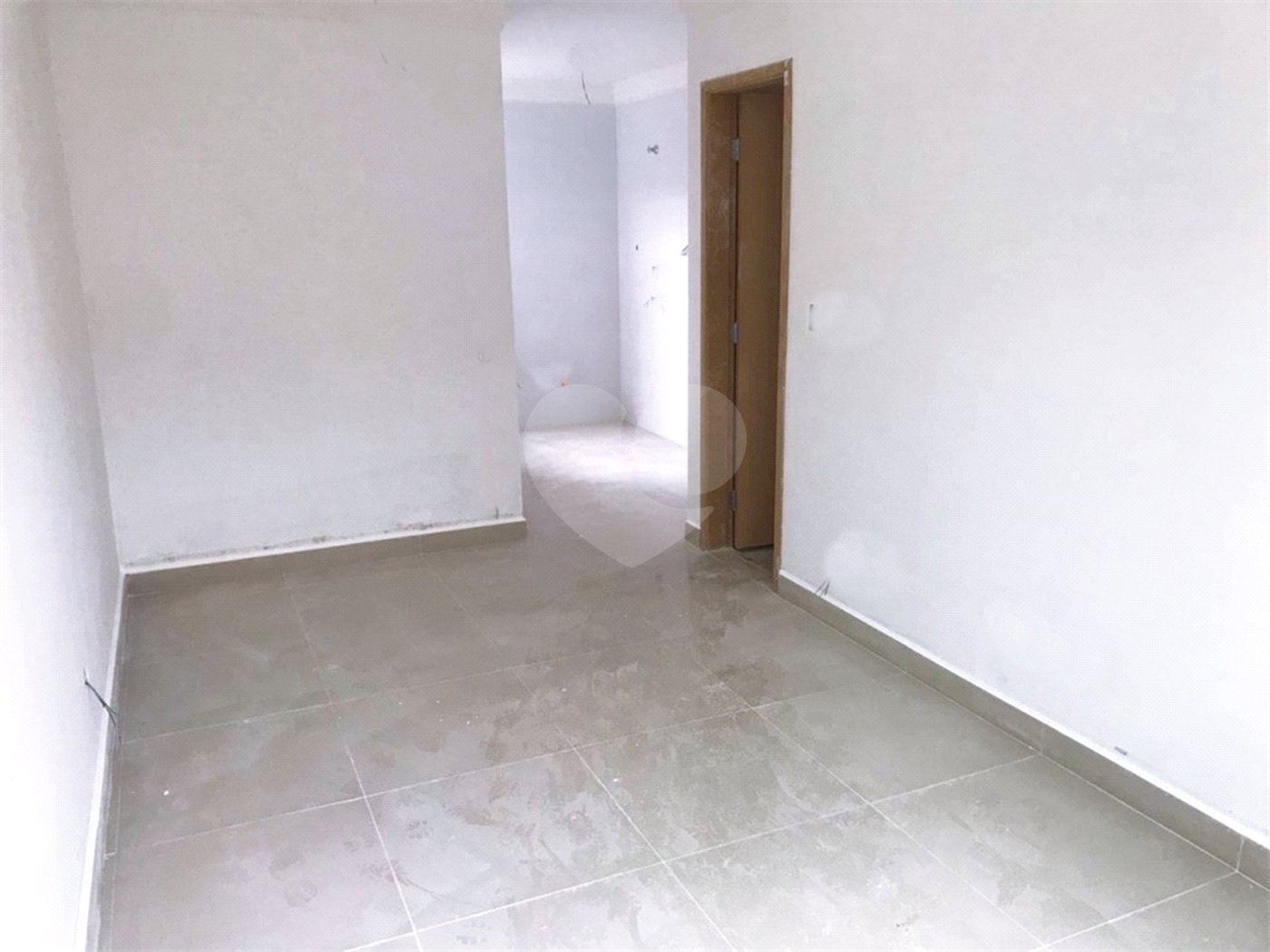 Casa à venda com 2 suítes no condomínio Residence Adelina, São Paulo - SP
