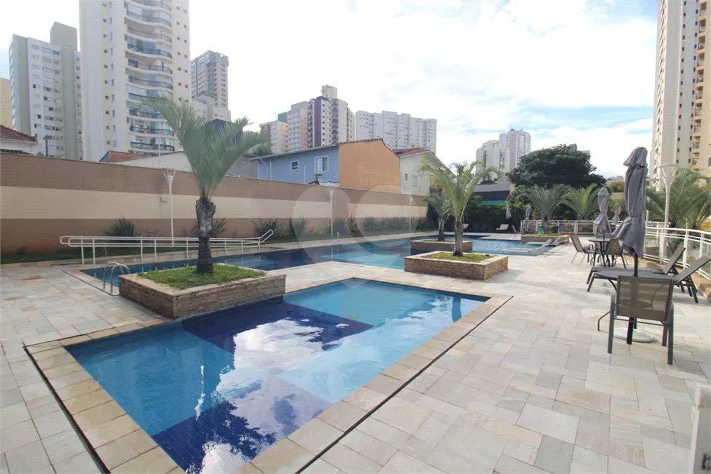 Apartamento à venda com 3 suítes em Santa Teresinha, São Paulo, SP