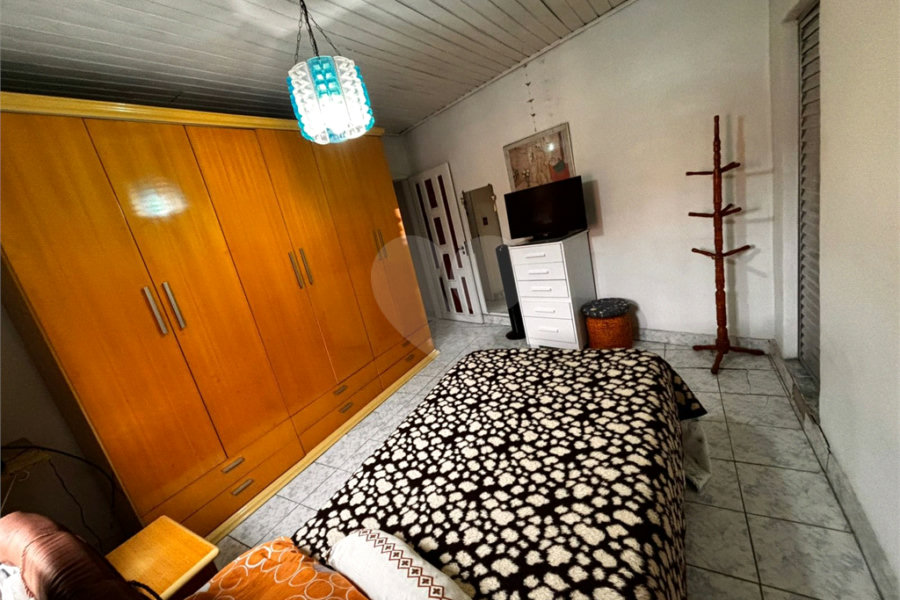 Casa Térrea à venda com 4 quartos, sendo 1 suíte, em Jaçanã, São Paulo, SP