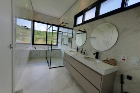 Casa à venda com 6 quartos, sendo 5 suítes, no condomínio Jardim Primavera, Louveira - SP