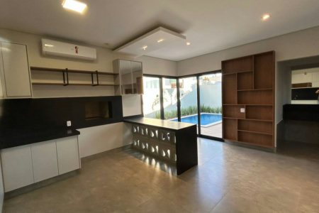 Casa à venda com 3 suítes em Três Lagoas, MS