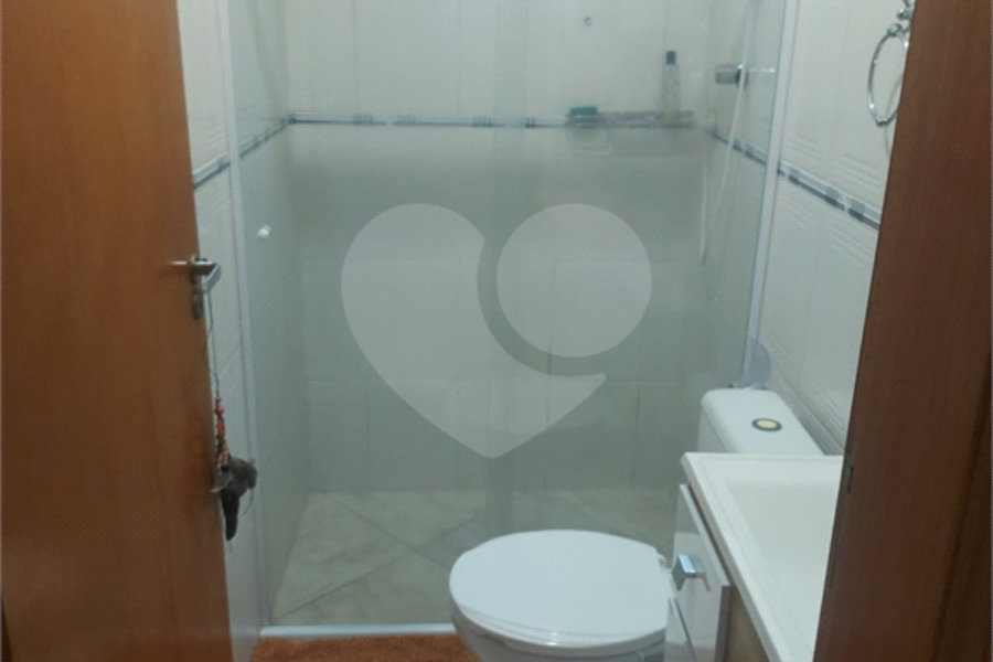 Sobrado à venda com 3 quartos, sendo 1 suíte, em Tremembé, São Paulo, SP
