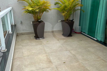Sobrado à venda com 3 quartos, sendo 1 suíte, em Jardim Fernandes, São Paulo, SP