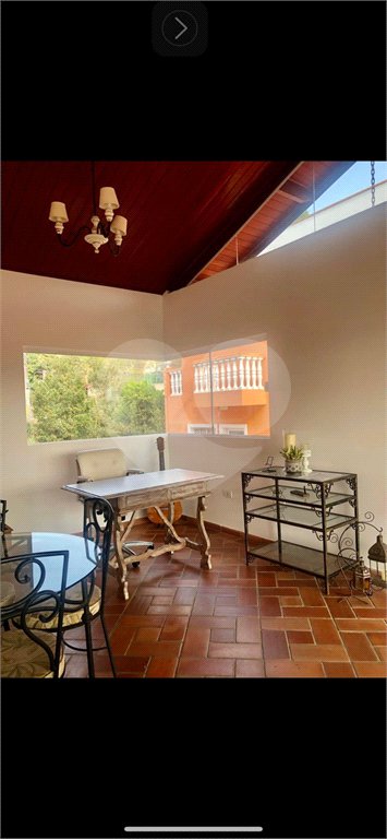 Casa à venda com 3 suítes no condomínio Chacarás Bela Vista, Mairiporã - SP