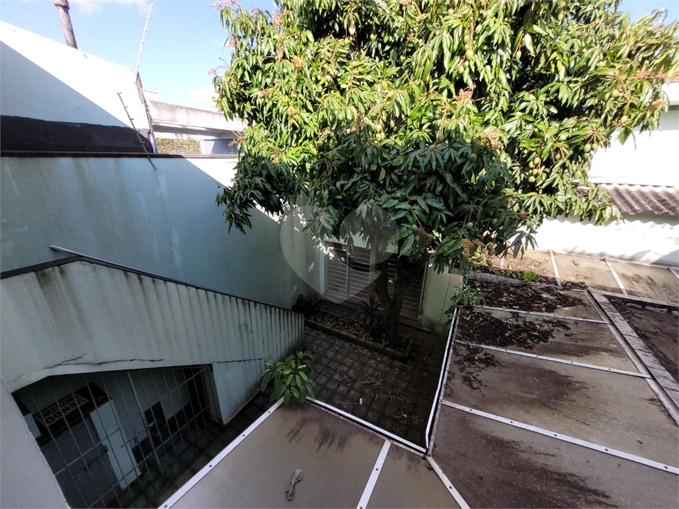 Sobrado à venda com 10 quartos em Campo Belo, São Paulo, SP