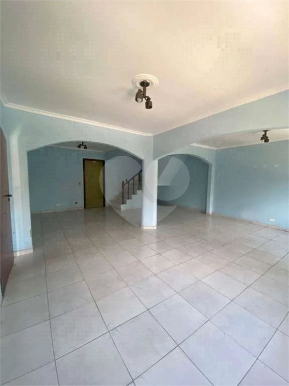 Sobrado à venda com 3 quartos, sendo 1 suíte, em Vila Matilde, São Paulo, SP