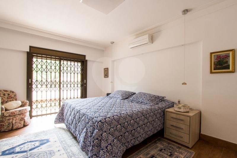 Casa Térrea à venda com 5 suítes em Jardim Marajoara, São Paulo, SP