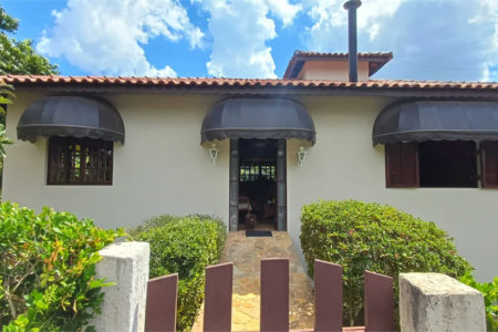 Casa à venda com 4 quartos, sendo 1 suíte,  no condomínio Jardim do Ribeirão I, Itupeva - SP
