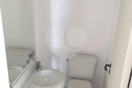 Apartamento à venda com 3 quartos, sendo 1 suíte, em Vila Andrade, São Paulo, SP