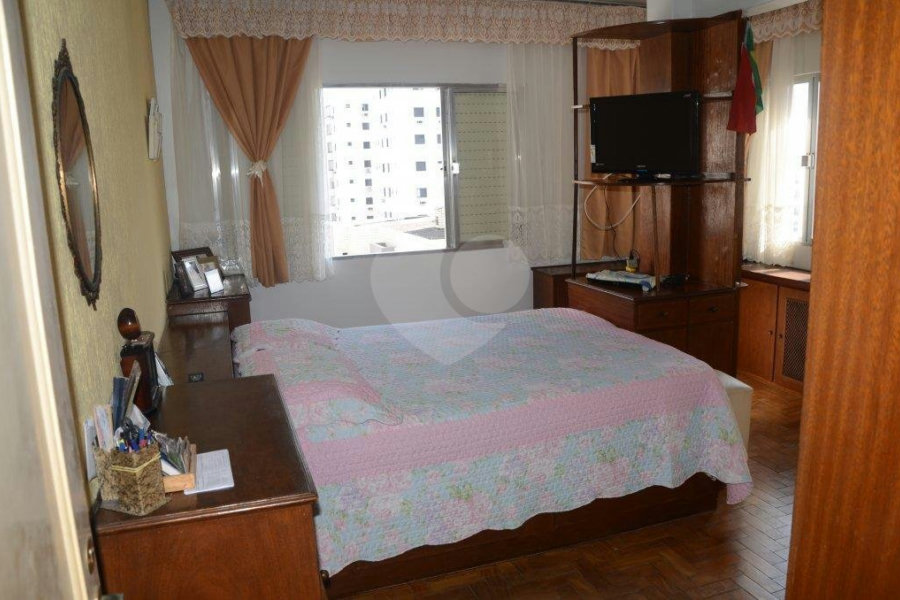 Apartamento à venda com 2 quartos, sendo 1 suíte,  em Itararé, São Vicente, SP