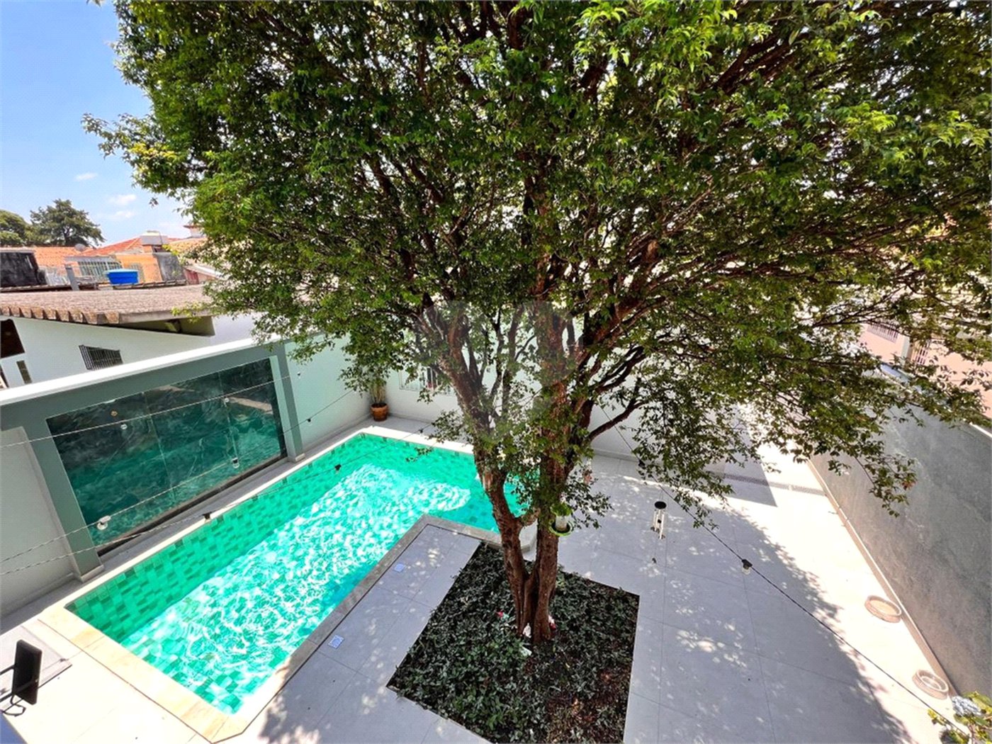Casa à venda com 3 quartos, sendo 1 suíte, em Jardim Oriental, São Paulo, SP