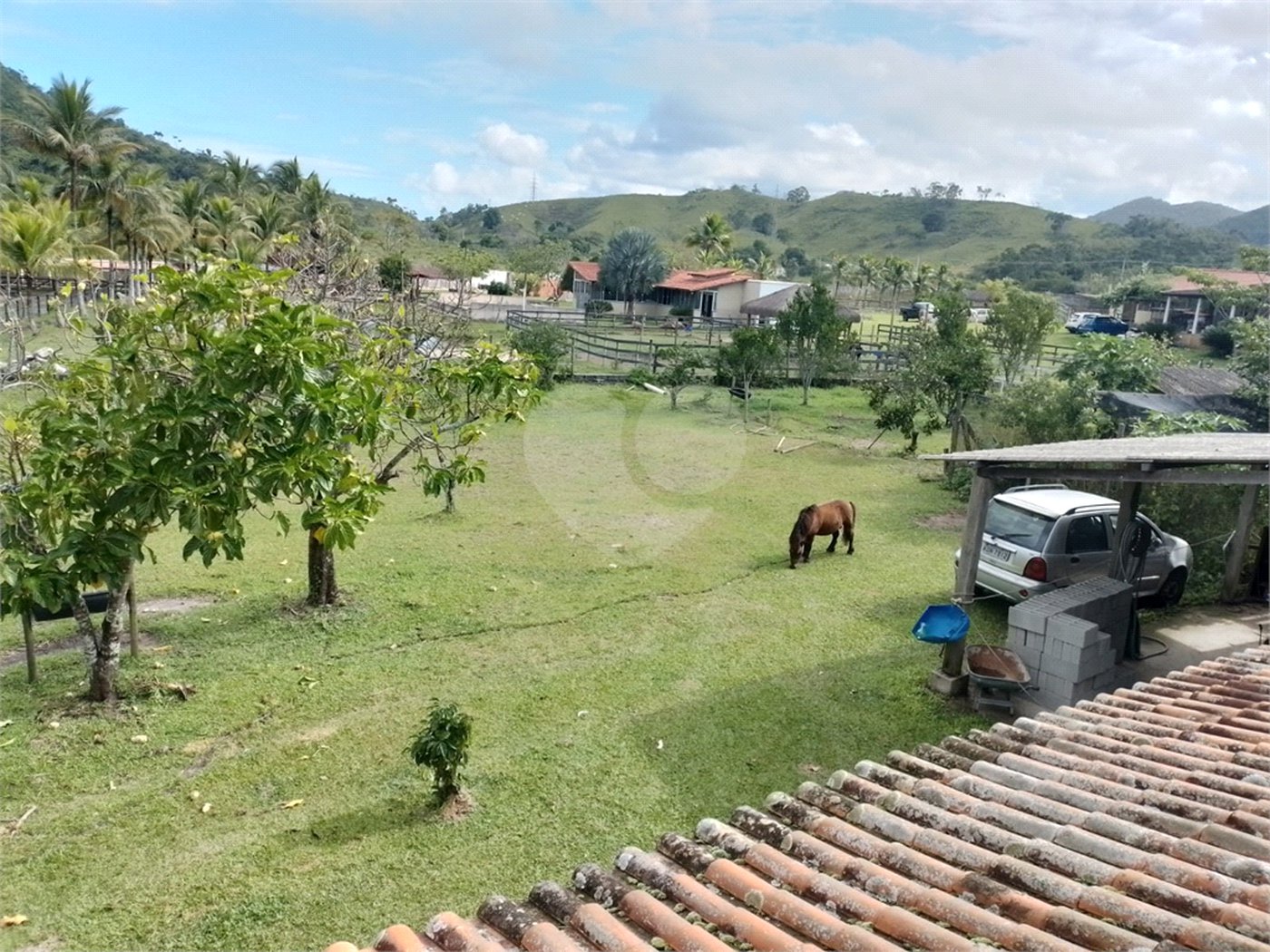 Sítio à venda com 4 quartos, sendo 3 suítes, em Caxito, Maricá, RJ