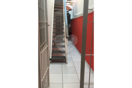 Casa à venda com 3 quartos, sendo 1 suíte, em Vila Suzana, São Paulo, SP