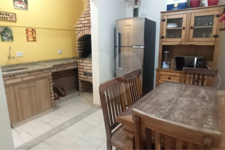 Sobrado à venda com 3 suítes em Vila Mazzei, São Paulo, SP