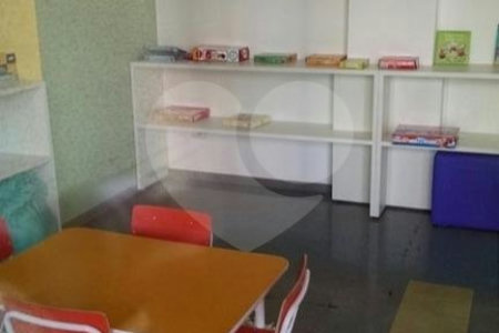 Apartamento à venda com 3 quartos, sendo 1 suíte,  em Jardim Ester Yolanda, São Paulo, SP