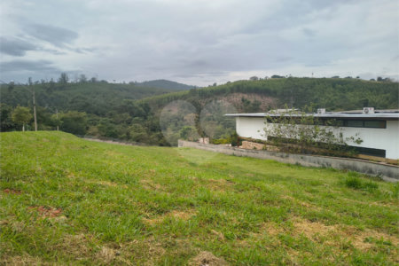 Terreno à venda no condomínio Residencial Campo de Toscana, Vinhedo - SP