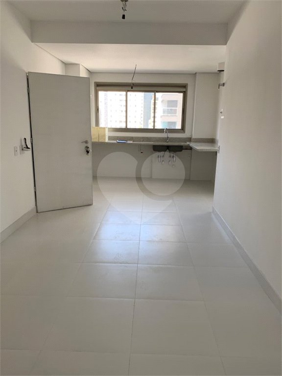 Apartamento à venda com 4 suítes em Vila Olímpia, São Paulo, SP