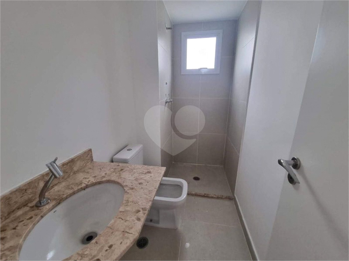 Apartamento à venda com 2 quartos, sendo 1 suíte, em Parque São Jorge, São Paulo, SP