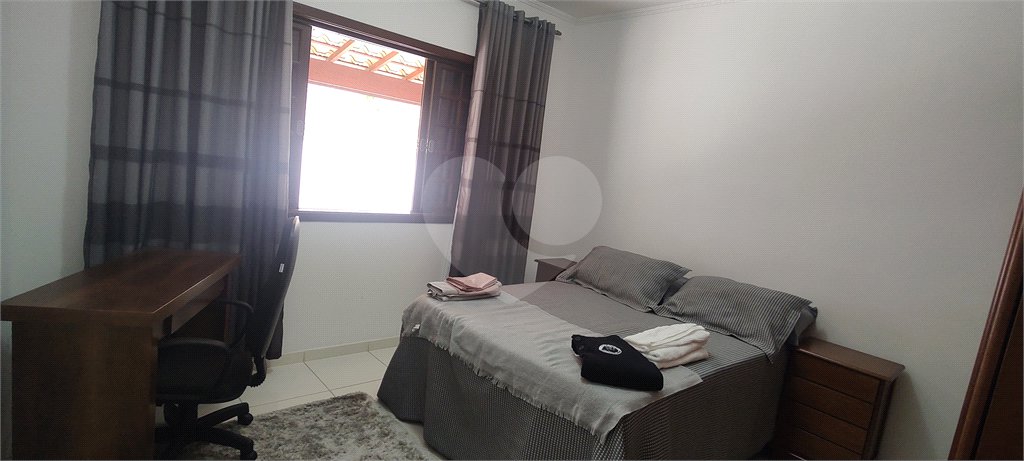Casa à venda com 4 suítes no Centro, Extrema, MG