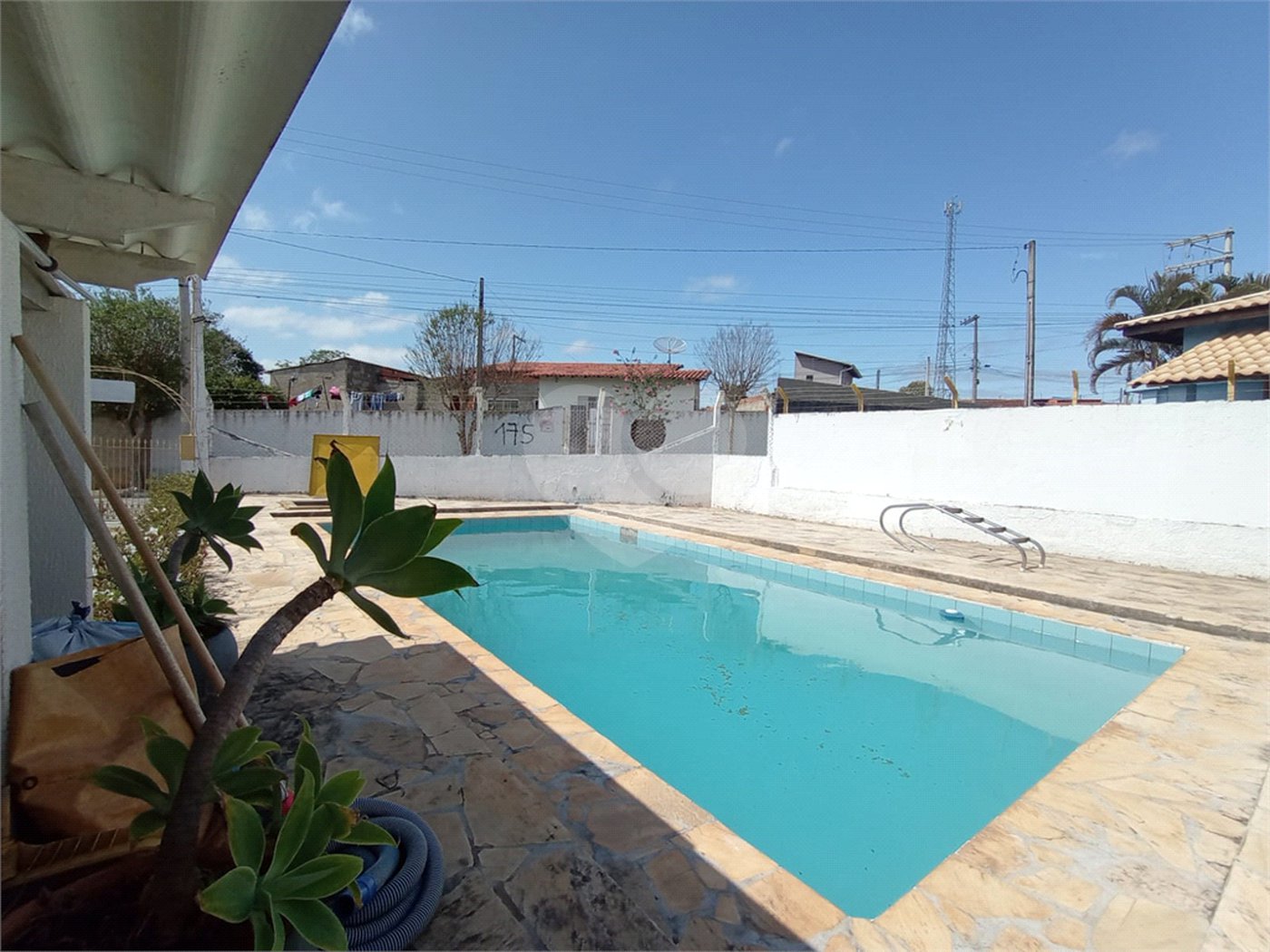 Casa à venda com 2 quartos em Vila Messias, Alambari, SP