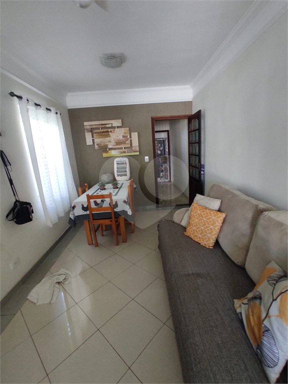 Sobrado à venda com 3 quartos, sendo 1 suíte, em Parada Inglesa, São Paulo, SP