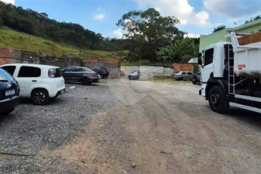 Terreno residencial para venda com 1.100m² - no Jaraguá.