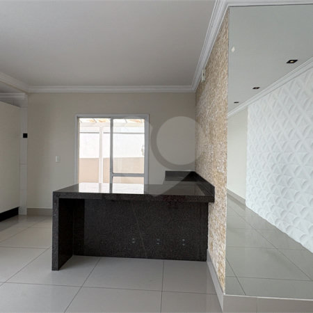 Casa à venda com 3 suítes no condomínio Belvedere II, Votorantim - SP