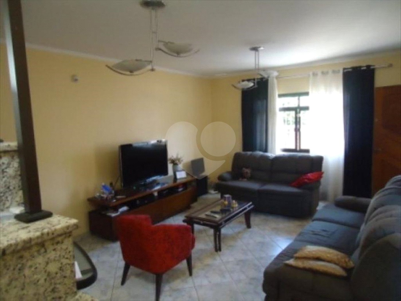 Casa à venda com 3 quartos, sendo 1 suíte,  em Vila Santo Estéfano, São Paulo, SP