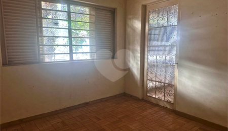 Casa Térrea à venda com 3 quartos no Centro, Três Lagoas, MS