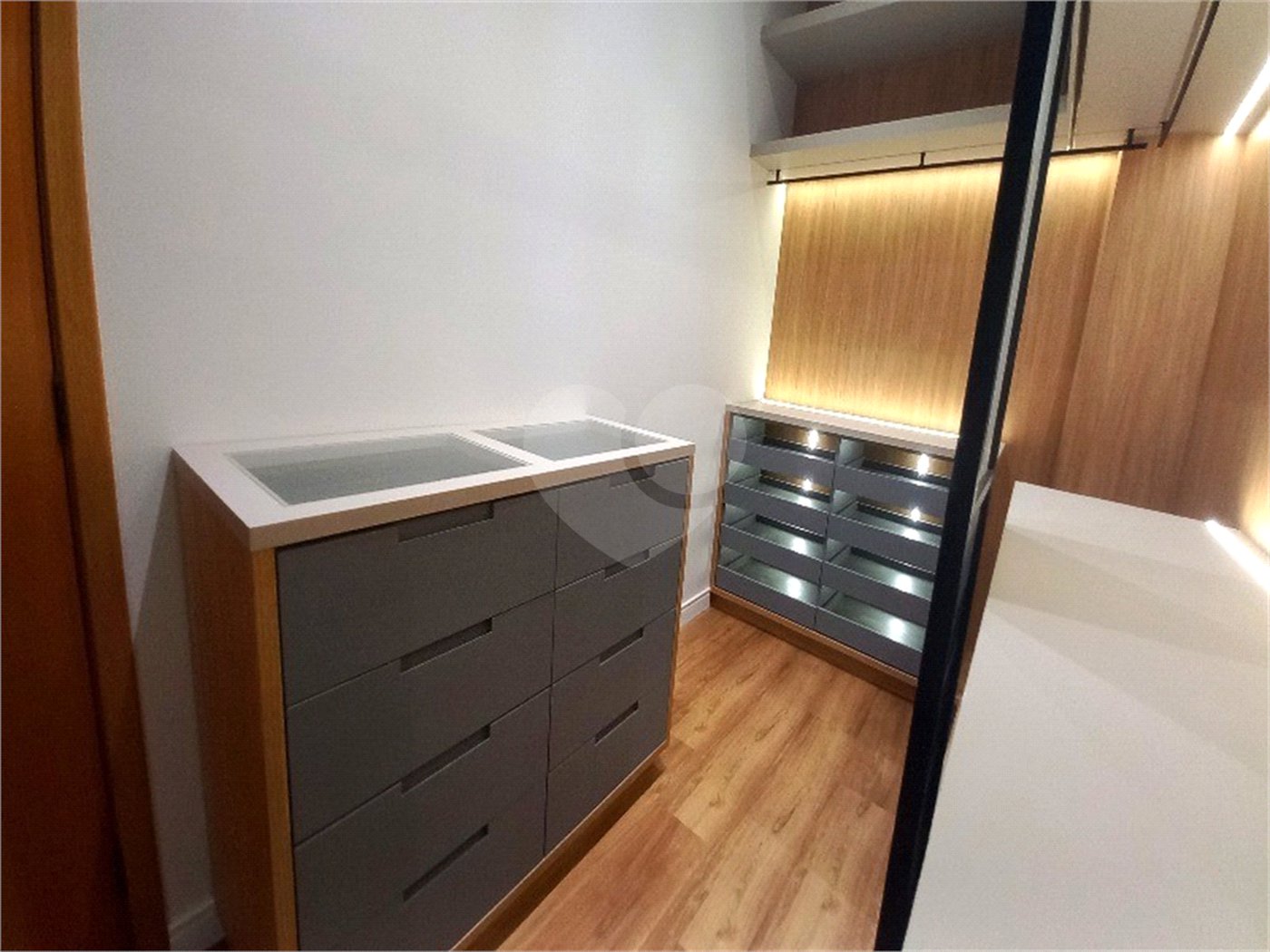 Casa à venda com 4 suítes no condomínio Terra Magna, Indaiatuba - SP