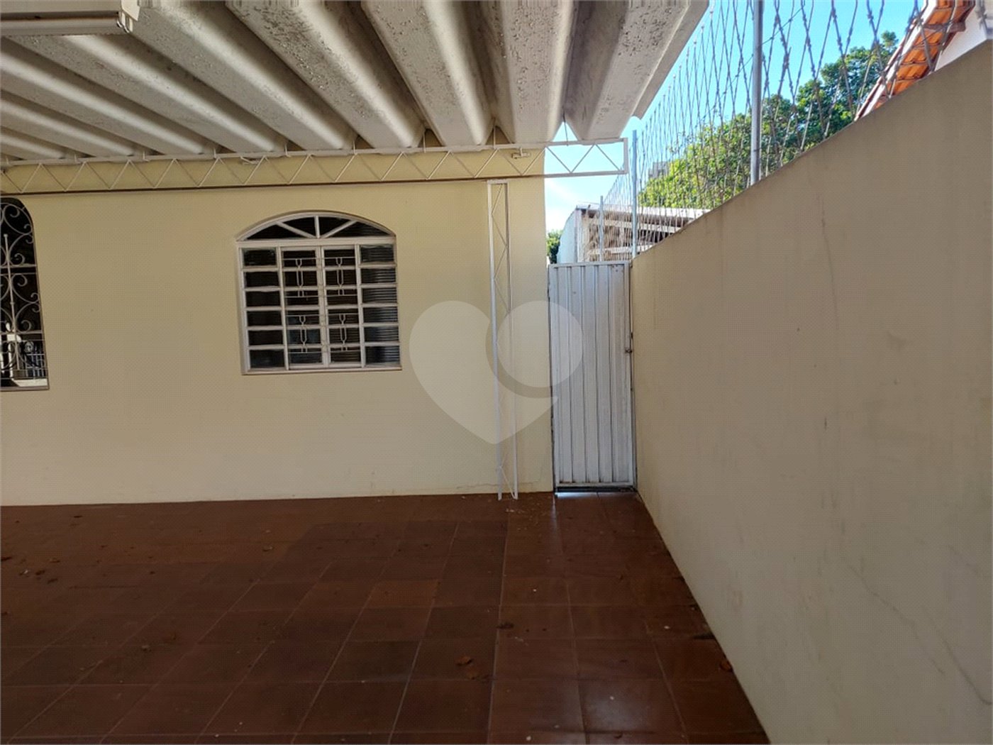 Casa de Vila à venda com 5 quartos, sendo 1 suíte, em Vila Martina, Valinhos, SP