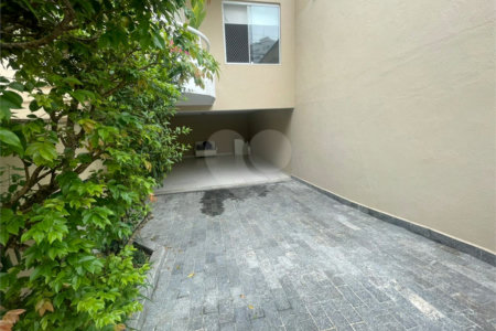 Casa à venda com 4 quartos, sendo 2 suítes, no condomínio Narandiba 23, São Paulo - SP