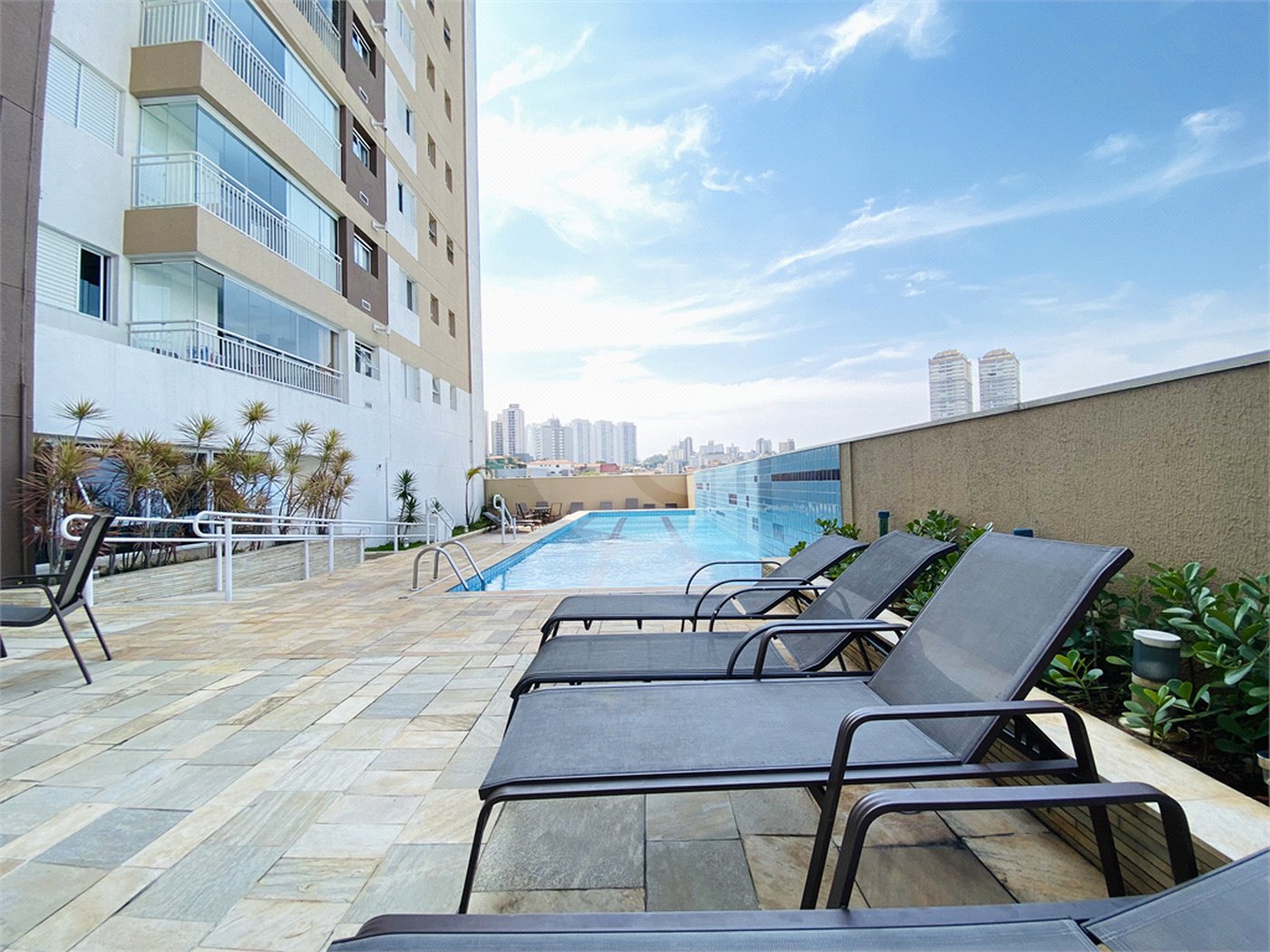 Apartamento à venda com 2 quartos, sendo 1 suíte,  no Centro, São Bernardo do Campo, SP