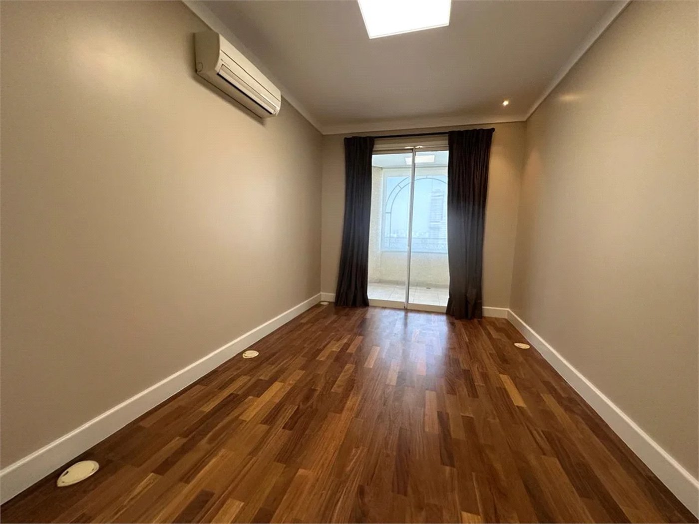 Apartamento para alugar com 4 suítes em Jardim Fonte do Morumbi, São Paulo, SP