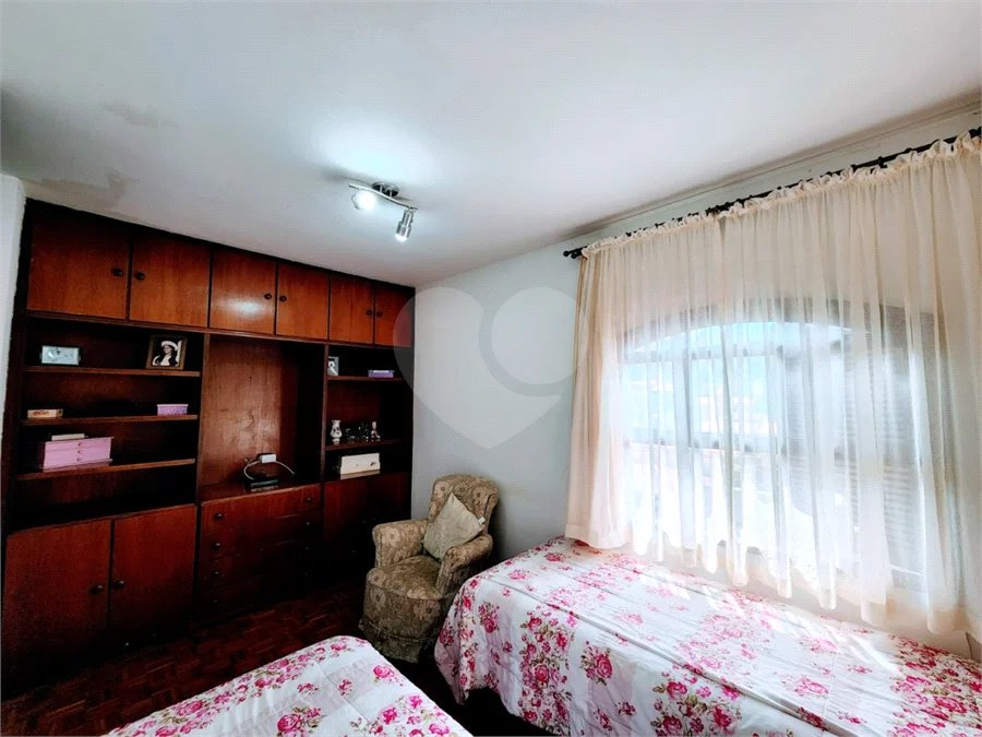Sobrado à venda com 3 quartos, sendo 1 suíte, em Horto, São Paulo, SP